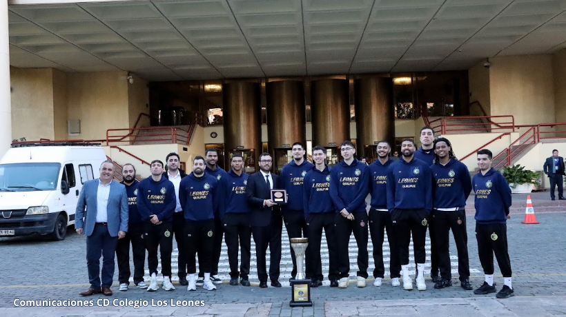 Los Leones de Quilpué visitaron el Congreso Nacional tras conquistar una nueva estrella de la Liga Nacional