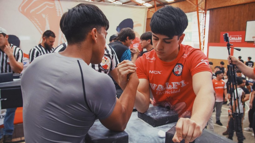 Matías Rocco, el villalemanino que representa a Chile en el Campeonato Sudamericano de Lucha de Brazos en Argentina